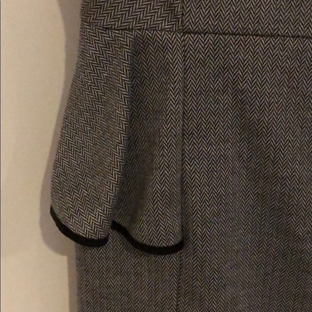 Dress - Picture 3 of 4